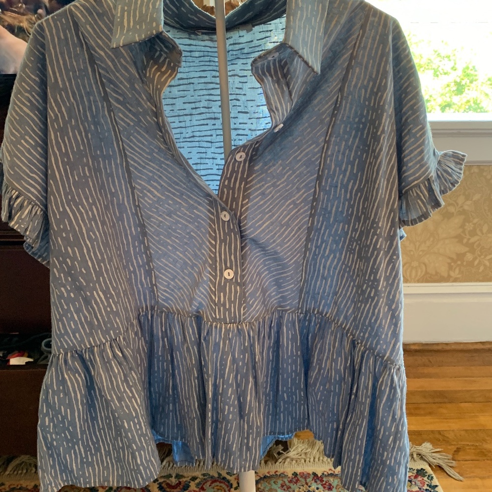 C’est Femme blue s add‎ bd white striped swing top. Worn once.